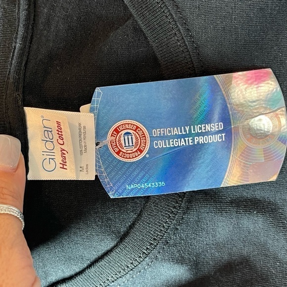 Kansas Jayhawks Glitzy Icon Officially Licensed Short Sleeve T-Shirt Women’s M - Picture 12 of 12